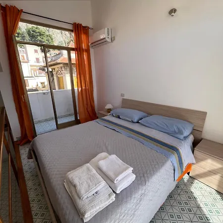 Window On The Sunset Apartment Cefalu Exterior photo